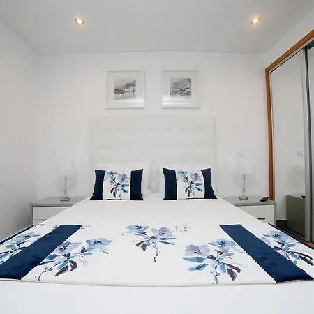 Gaivota Holidays Guest house *